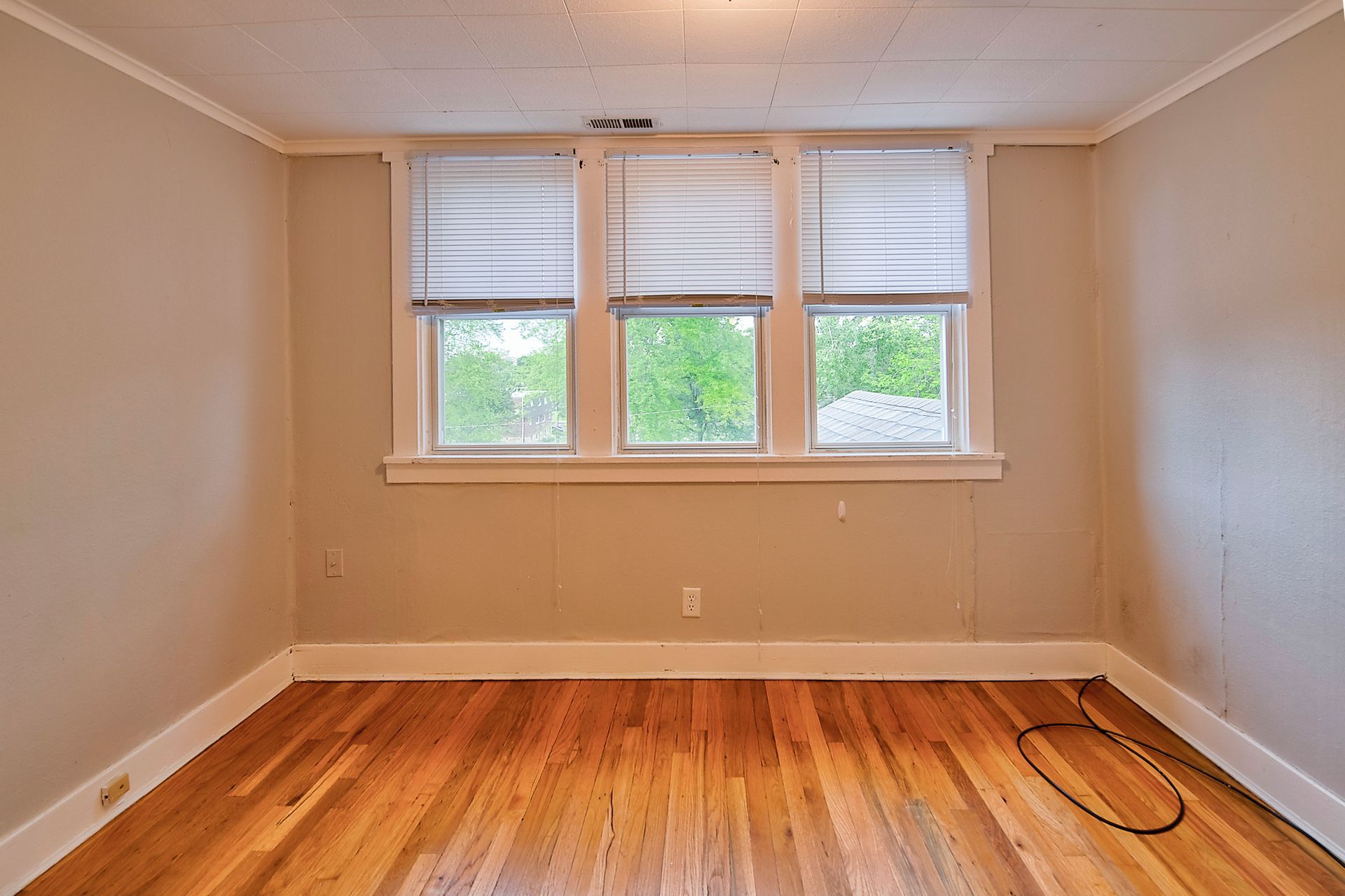 312 N. 35th Ave.