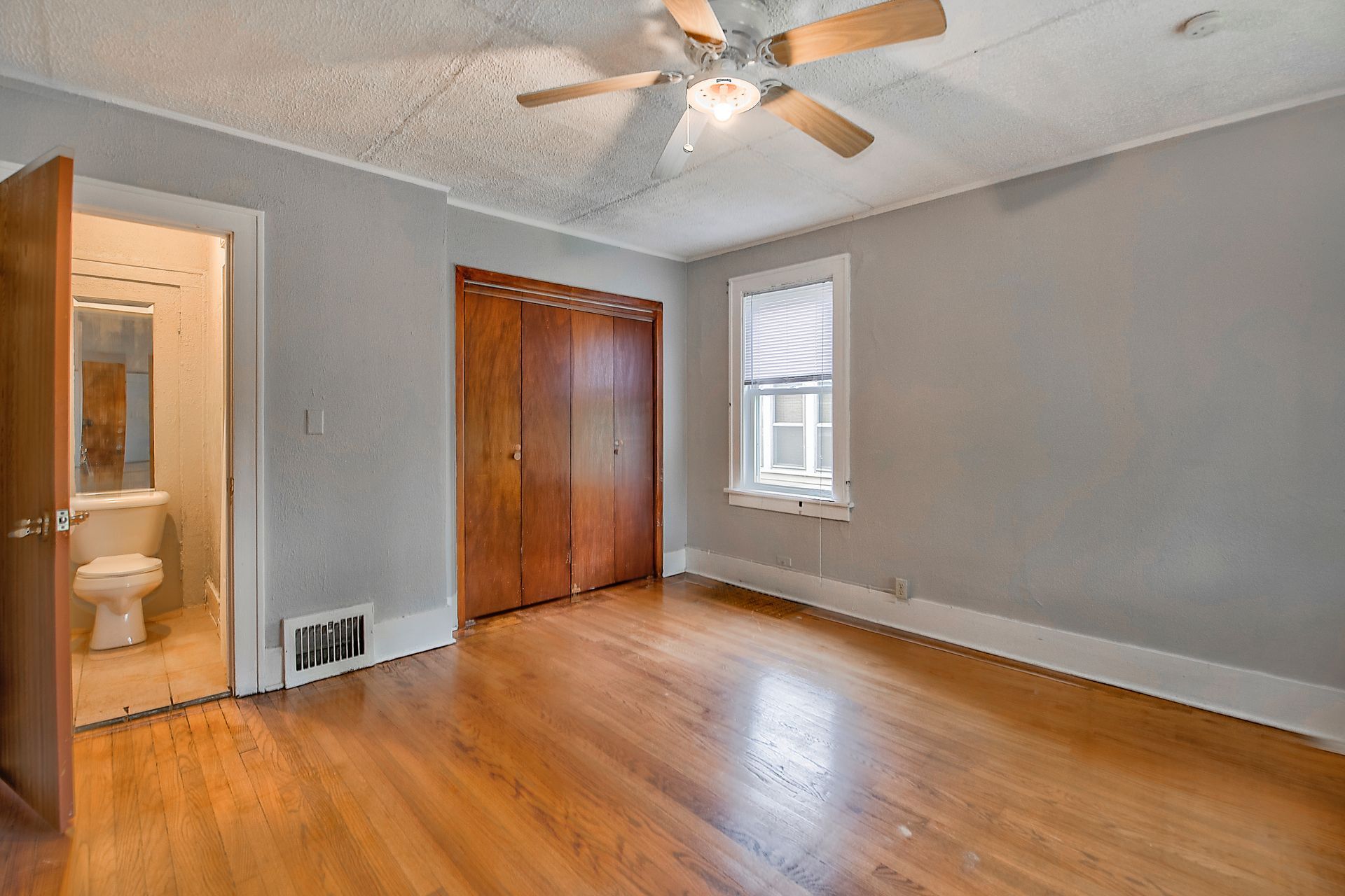 312 N. 35th Ave.